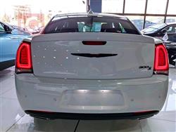 کرایسلەر 300